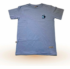 Remera Estampada Guanaco - Swimming Pool Celeste