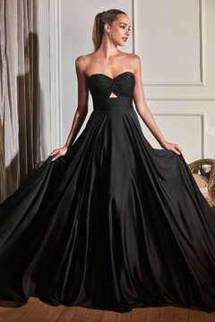 Vestido Strapless de Satén en Forma de A