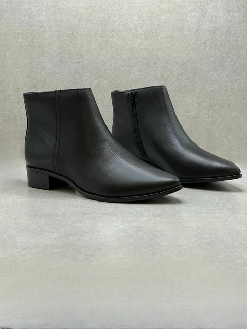Bota Cano Curto Couro - Preto - Loucos & Santos