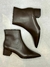 Bota Classic Bico Fino Salto Boco Couro - Marrom Dark Brown - Carrano - comprar online
