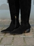 Bota Over The Knee Em Camurça Salto Baixo - Preto - Luiza Barcelos - comprar online