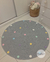 tapete para quarto de bebê com poás coloridos 