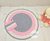 tapete infantil menina e porta fraldas perdonalizados nas mesmas cores combinando com a decoração