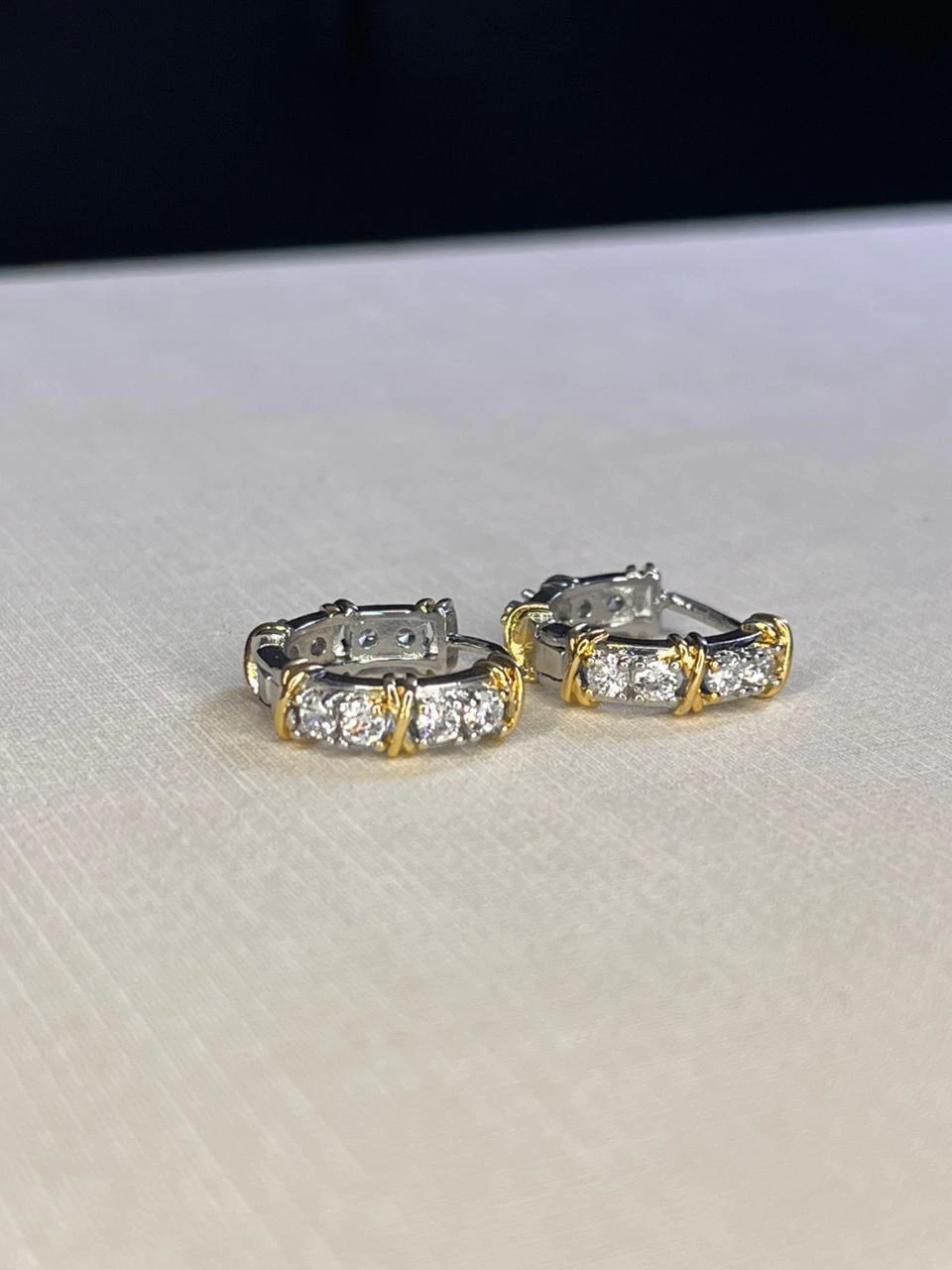 Brinco Argola x Cristais Bicolor