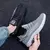 Sapatos esportivos masculinos nova malha voando tecido respirável casual papai - loja online