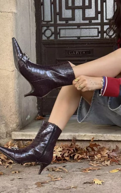 BOTINETA DAKOTA Croco Bordo - comprar online