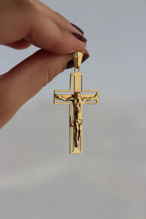CRUCIFIXO COM CRISTO TAMANHO G