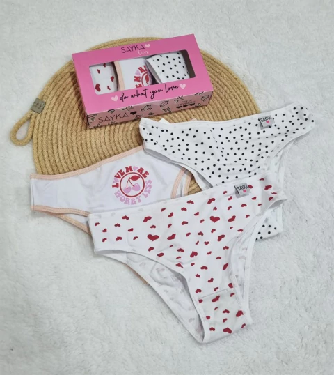 Pack x 3 bombachas vedetina nena estampada.