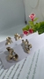 Brinco Flor Metade e Um Strass