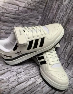 Zapatillas Adidas forum c/abrojo
