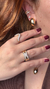 brinco oval com zirconia