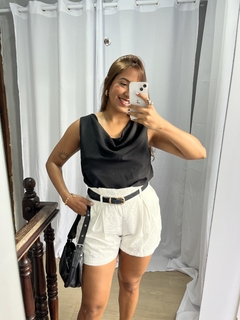 Blusa Katerina Preta na internet