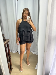 Blusa Gaia Preta na internet