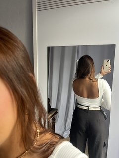Body Clarisse Off na internet