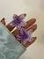 Broches Flor, Violeta
