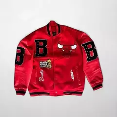JACKET NBA CHICAGO BULLS ROJA - comprar online