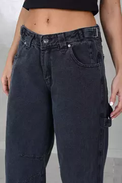 Imagen de PANTALON BAGGY CARPENTER GRIS