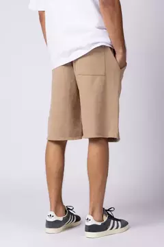 Bermuda Over Vitalis Camel en internet