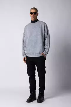 Buzo Over Cliff Gris en internet