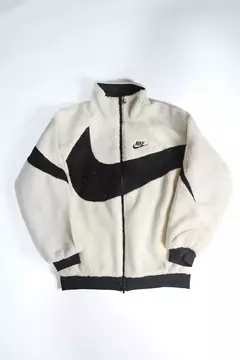 Campera Nike Reversible Blanca Peluche - Interior Negro - comprar online