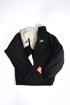 Campera Nike Reversible Blanca Peluche - Interior Negro - comprar online