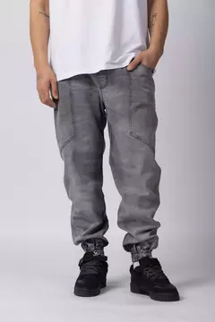 Jogjean Over Marcus Gris