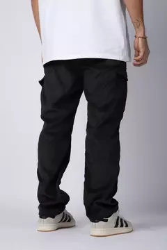 PANTALON CARGO NORMAN NEGRO en internet