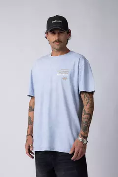 REMERA DB SHATTER CELESTE - ZETA