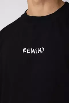 Remera Over GR Song Negra en internet