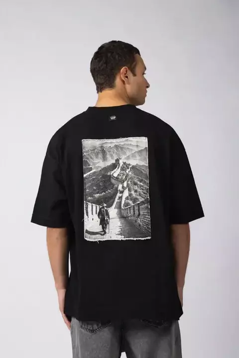 Remera Over GR Temple Negra