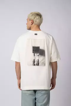 Remera Over GR TV Crudo - comprar online