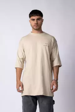 Imagen de Remera Over Taz Facts Arena