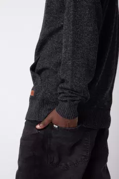 SWEATER CANGURO NATHAN NEGRO - ZETA