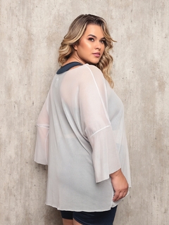 Blusão Tule Plus Size Branco na internet