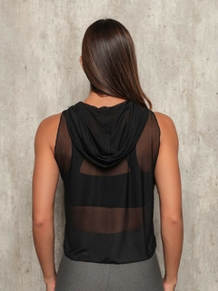 Cropped Tule com Capuz Preto - comprar online