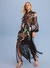 BLUSA ESTAMPADA FLORAL PRETO - 362001865 na internet