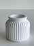 Florero bajo yeso natural - comprar online