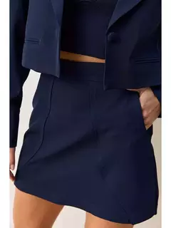 Short Saia com Bolsos Frontais