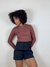 SHORTS CELESTE PRETO na internet