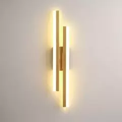 Luminária de Parede LED Preta com Detalhe Dourado – Design Moderno e Sofisticado para Quarto e Sala - comprar online