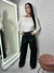 Calça wide leg cargo couro