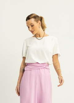 Imagem do BLUSA EM VISCOSE MANGA CURTA BÁSICA