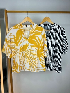 BLUSA EM VISCOSE ESTAMPADA FEMININA - comprar online