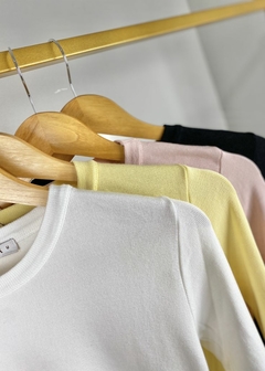 Blusa Tricot Básica Inverno Feminina na internet