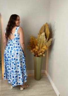 VESTIDO EM TECIDO MIDI FLORAL AZUL