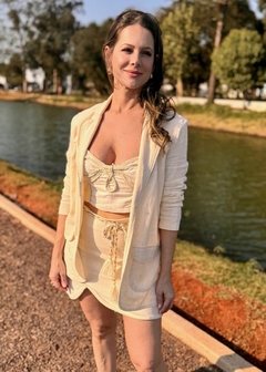 BLAZER LEILA LINHO ALONGADO na internet