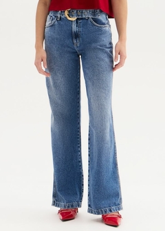 CALÇA JEANS WIDE LEG COM CINTO