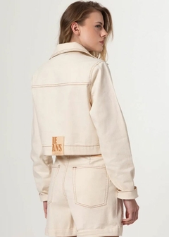 JAQUETA SARJA CROPPED FEMININA