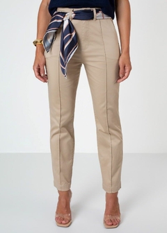 CALÇA EM TECIDO CROPPED FEMININA COM CINTO - comprar online