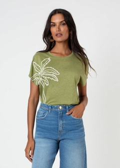 BLUSA EM LINHO MANGA CURTA FEMININA COM BORDADO FRONTAL - comprar online